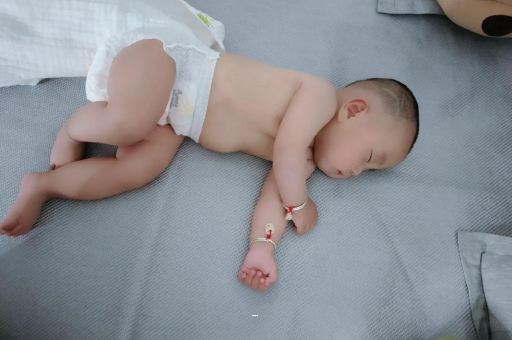 沂南宝宝短发型女